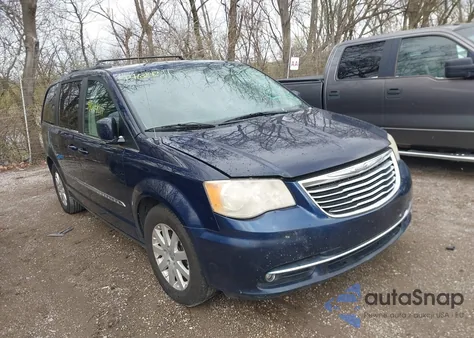 2014 Chrysler Town & Country Touring z USA, uszkodzony, nr VIN 2C4RC1BG4ER211049